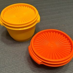 Pair of Vintage Tupperware Sunburst Containers with Lids – Orange & Yellow
